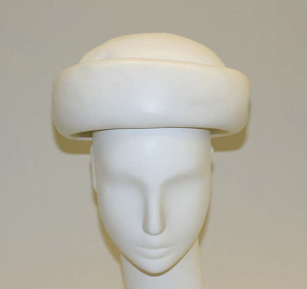 Toque, House of Balenciaga (French, founded 1937), leather, French 