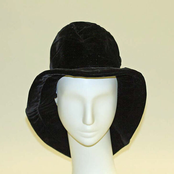 Hat, Pierre Cardin (French (born Italy), San Biagio di Callalta 1922–2020 Neuilly), silk, French 