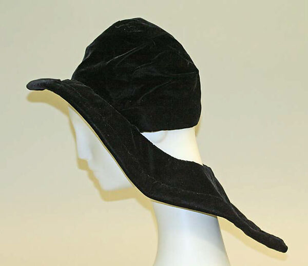 Hat, Pierre Cardin (French (born Italy), San Biagio di Callalta 1922–2020 Neuilly), silk, French