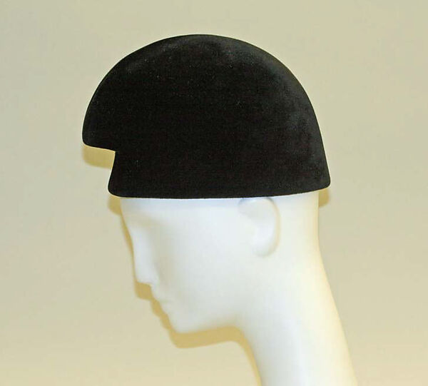 Hat, Pierre Cardin (French (born Italy), San Biagio di Callalta 1922–2020 Neuilly), wool, French 