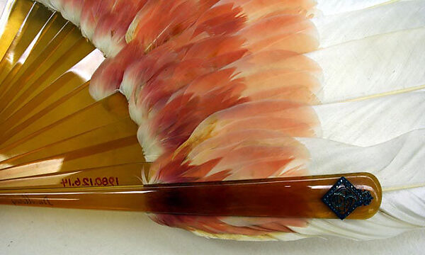 Fan, plastic, feathers, metal, American or European