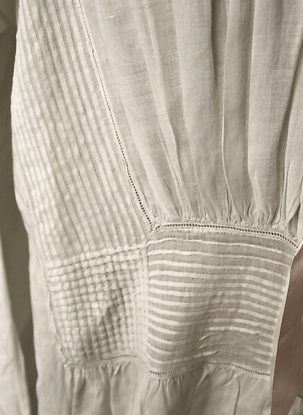 Nightgown, linen, French