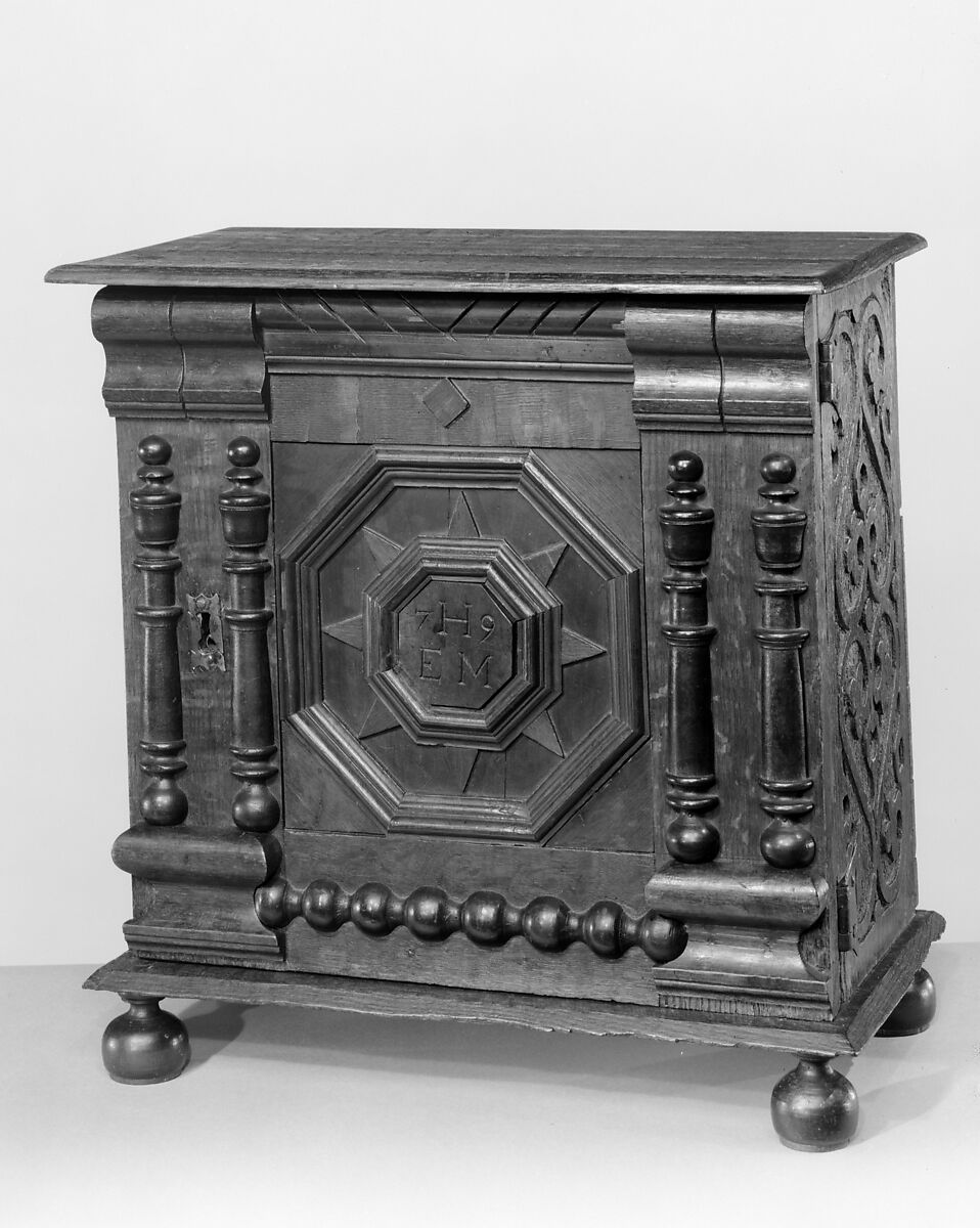 Cabinet, Red oak, white pine, black walnut, red cedar, maple, American