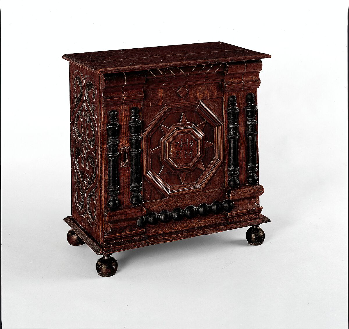 American Furniture, 1620-1730: The Seventeenth-Century and William and Mary Styles | Essay | The ...