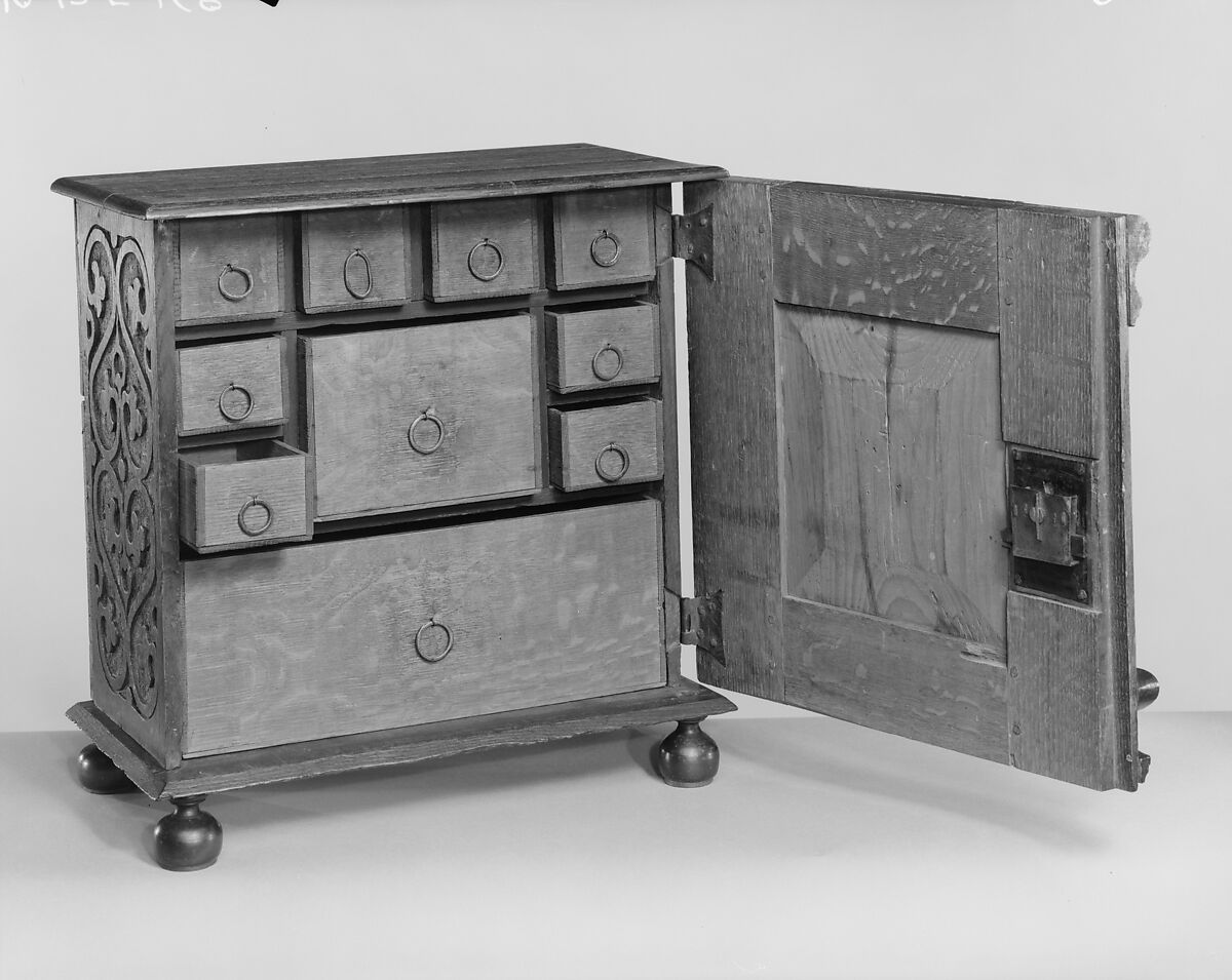 Cabinet, Red oak, white pine, black walnut, red cedar, maple, American