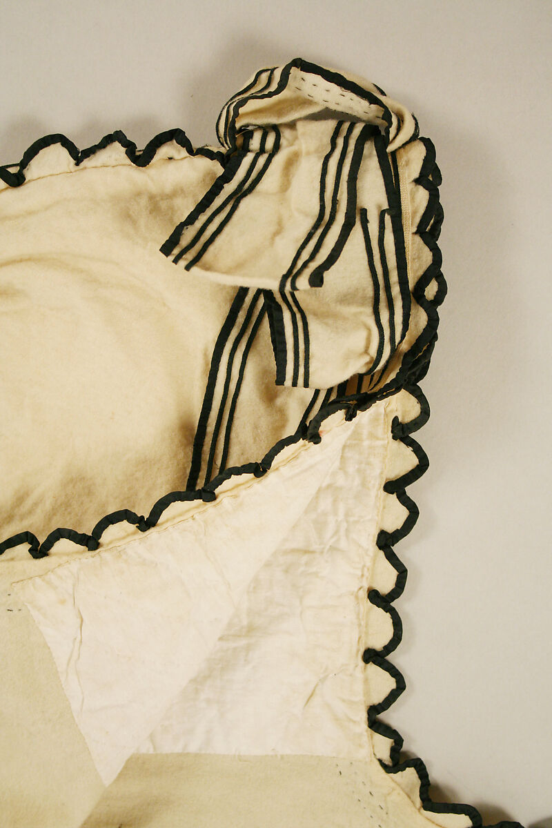 Hood, wool, silk, cotton, British