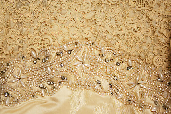 Wedding dress, House of Worth (French, 1858–1956), silk, French