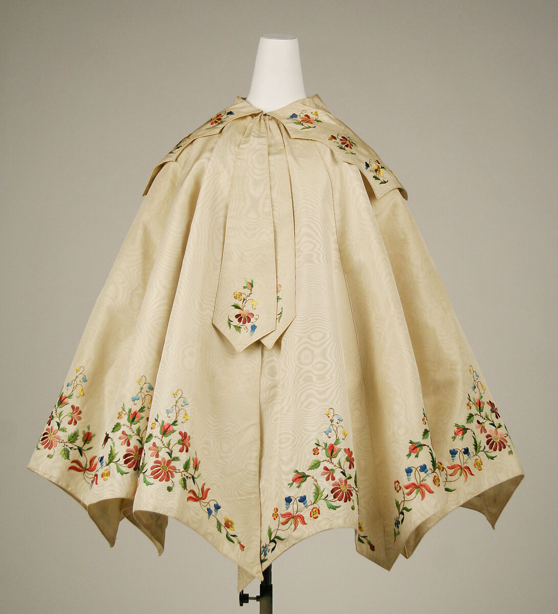 Cape, silk, British 