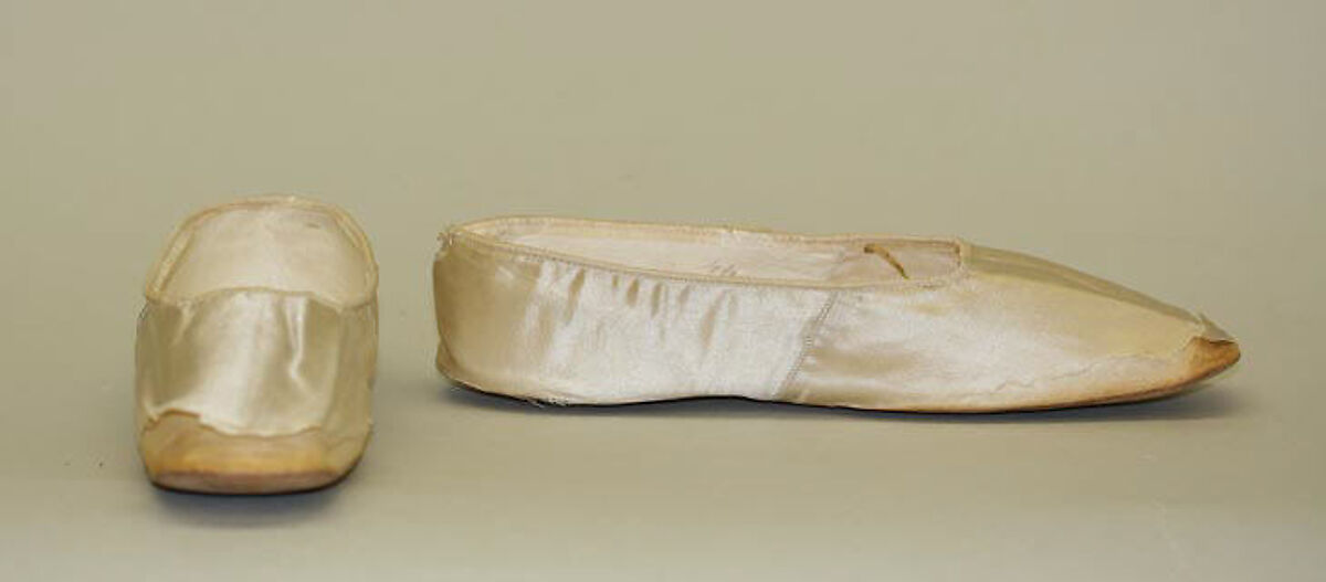 Wedding dress, [no medium available], American