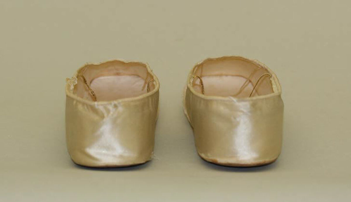 Wedding dress, [no medium available], American