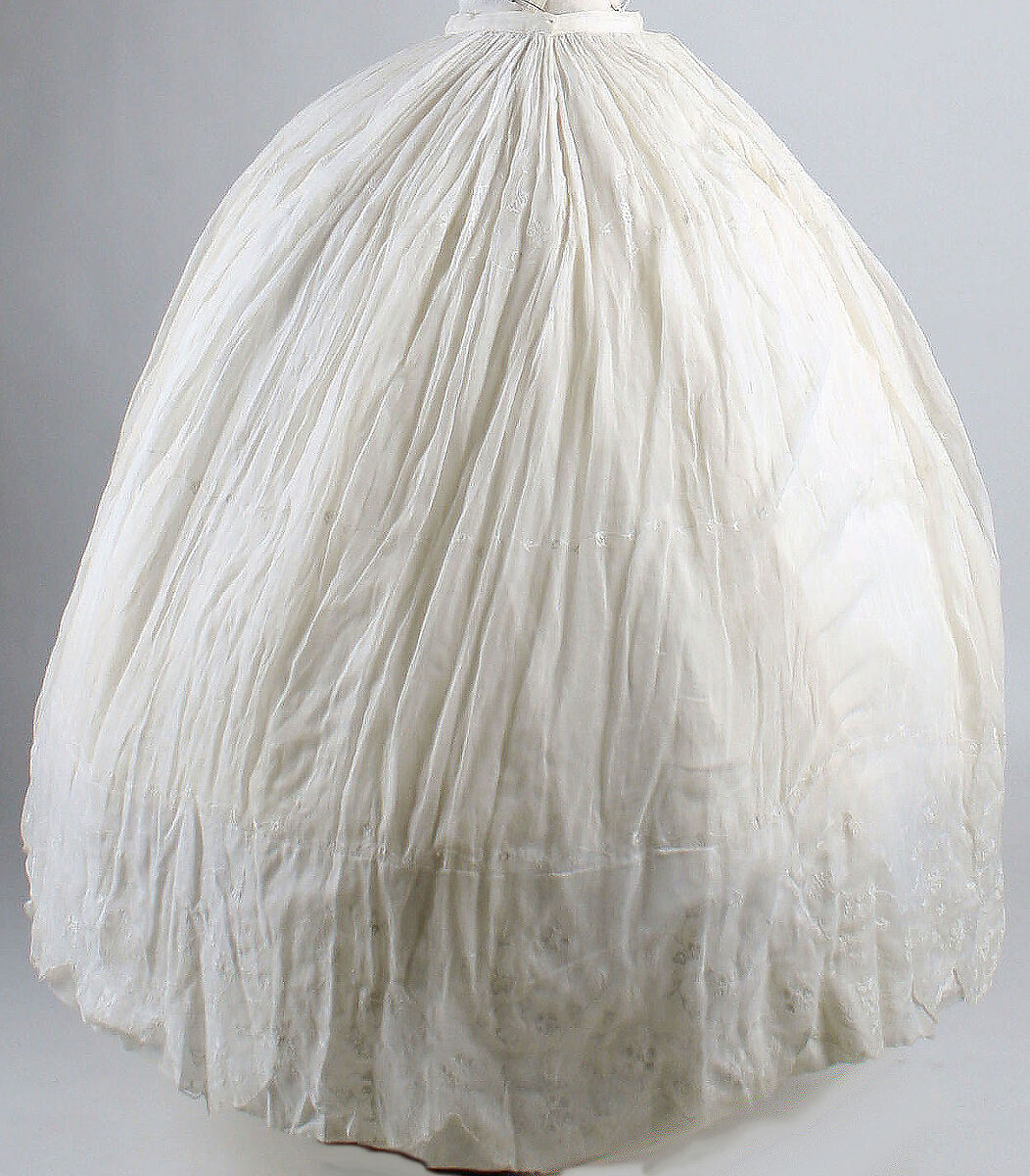 Visiting dress, silk, British