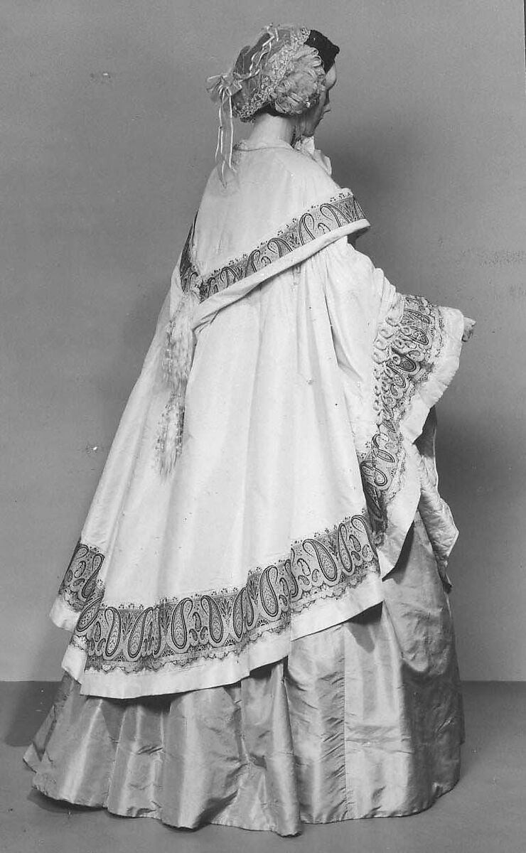 Evening cape, silk, American or European