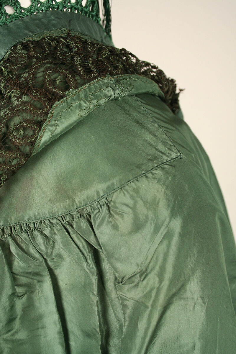 Cape, silk, American or European