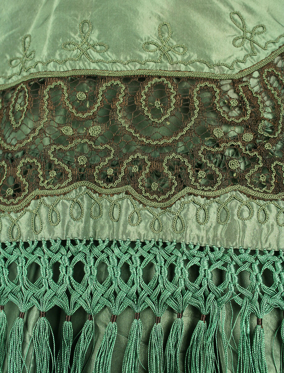 Cape, silk, American or European