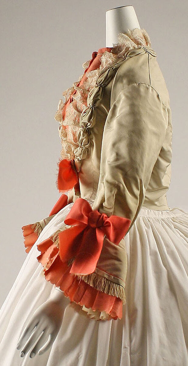 Ensemble, silk, French