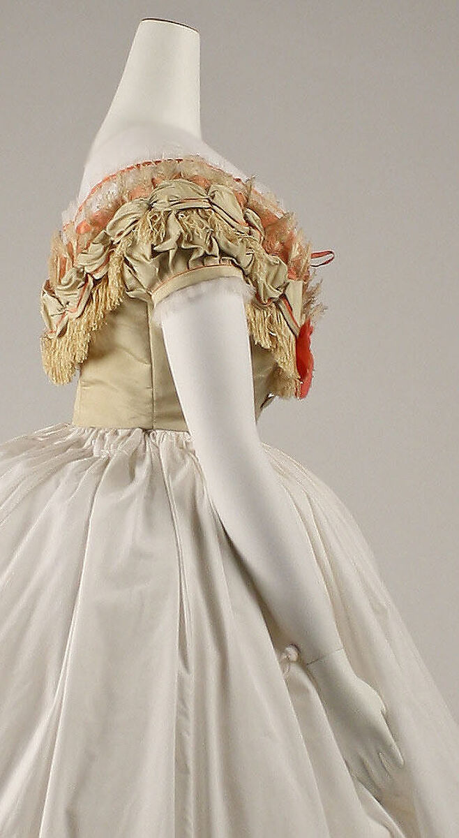 Ensemble, silk, French