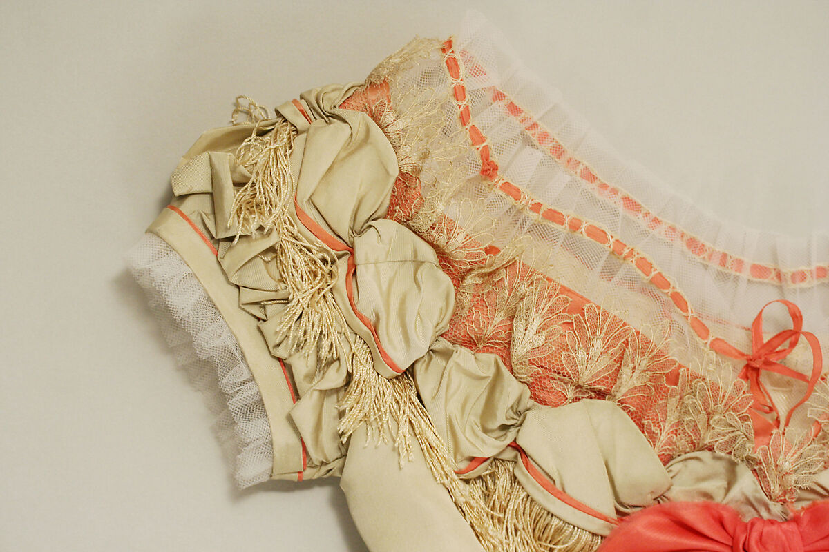 Ensemble, silk, French