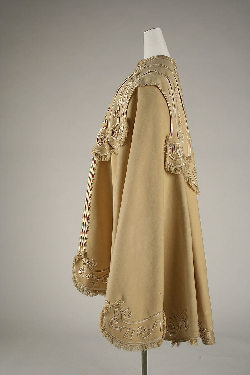 Cape, wool, silk, American or European