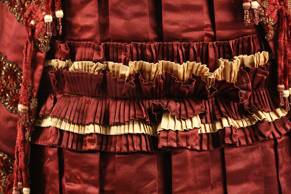 Ensemble, silk, glass beads, French