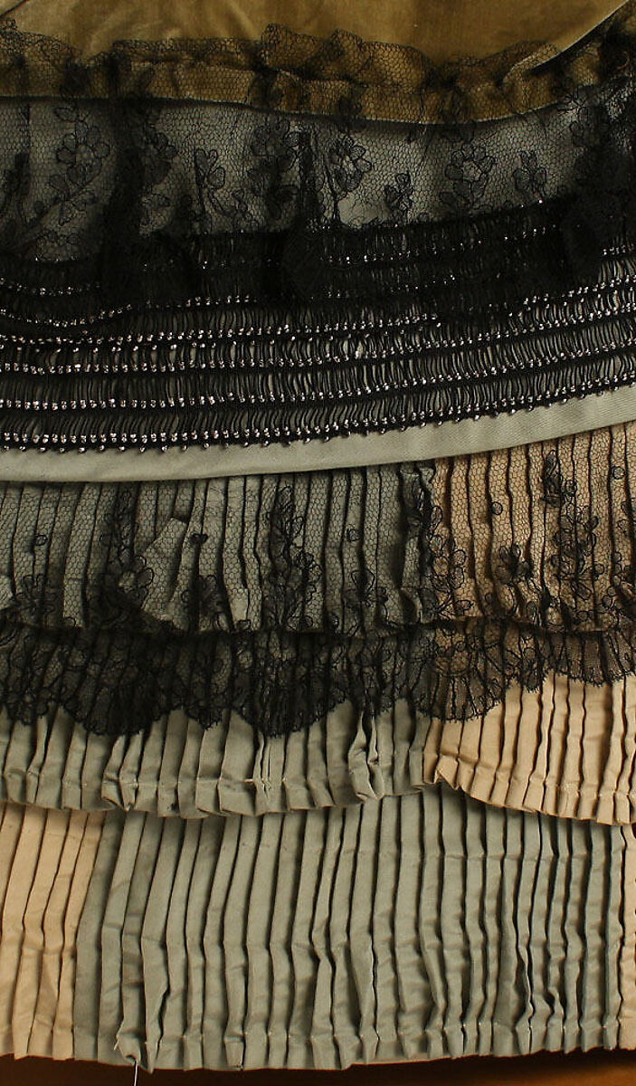 Dress, Madame Elise, silk, cotton, metal, British