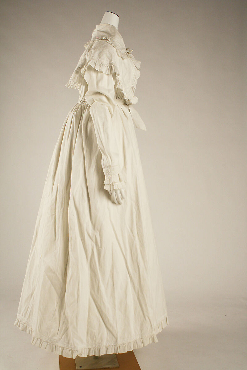 Robe, cotton, British