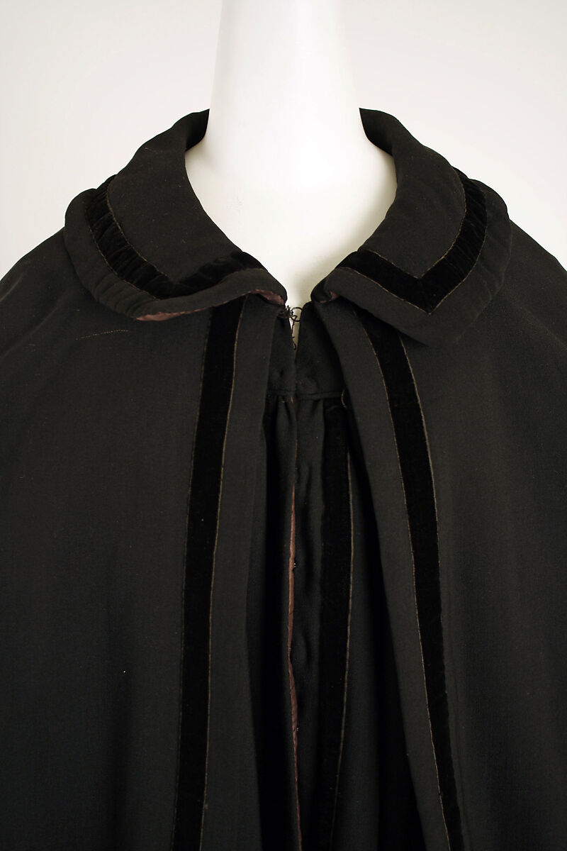 Mantle, wool, silk, probably French