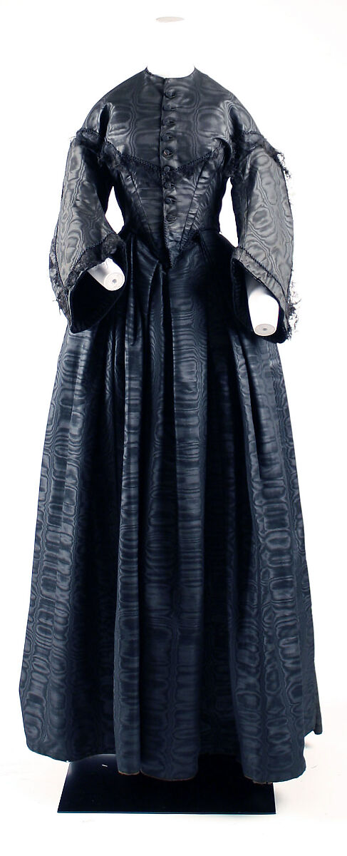 Mourning ensemble, silk/wool, silk, American
