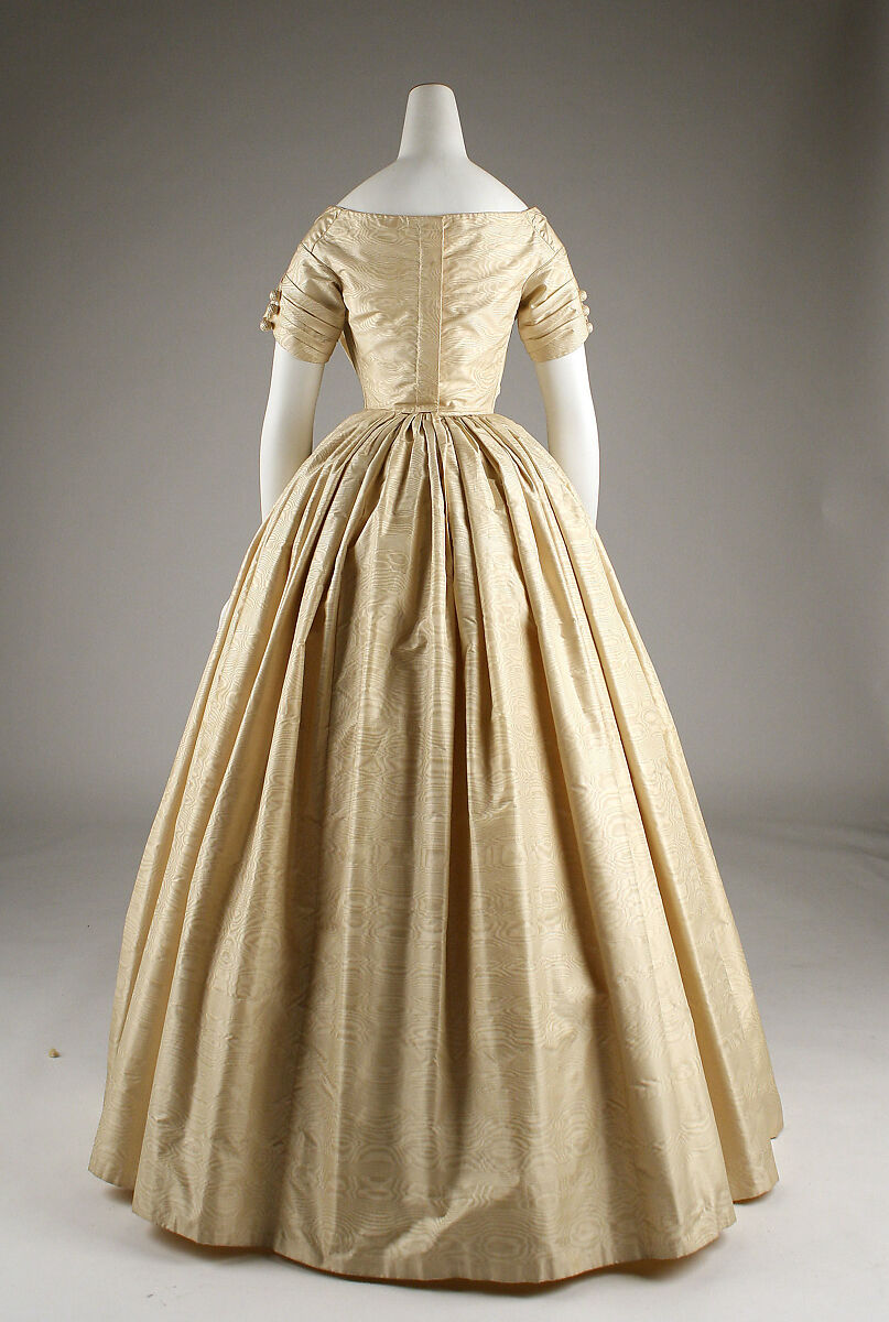 Wedding dress, silk, cotton, probably French