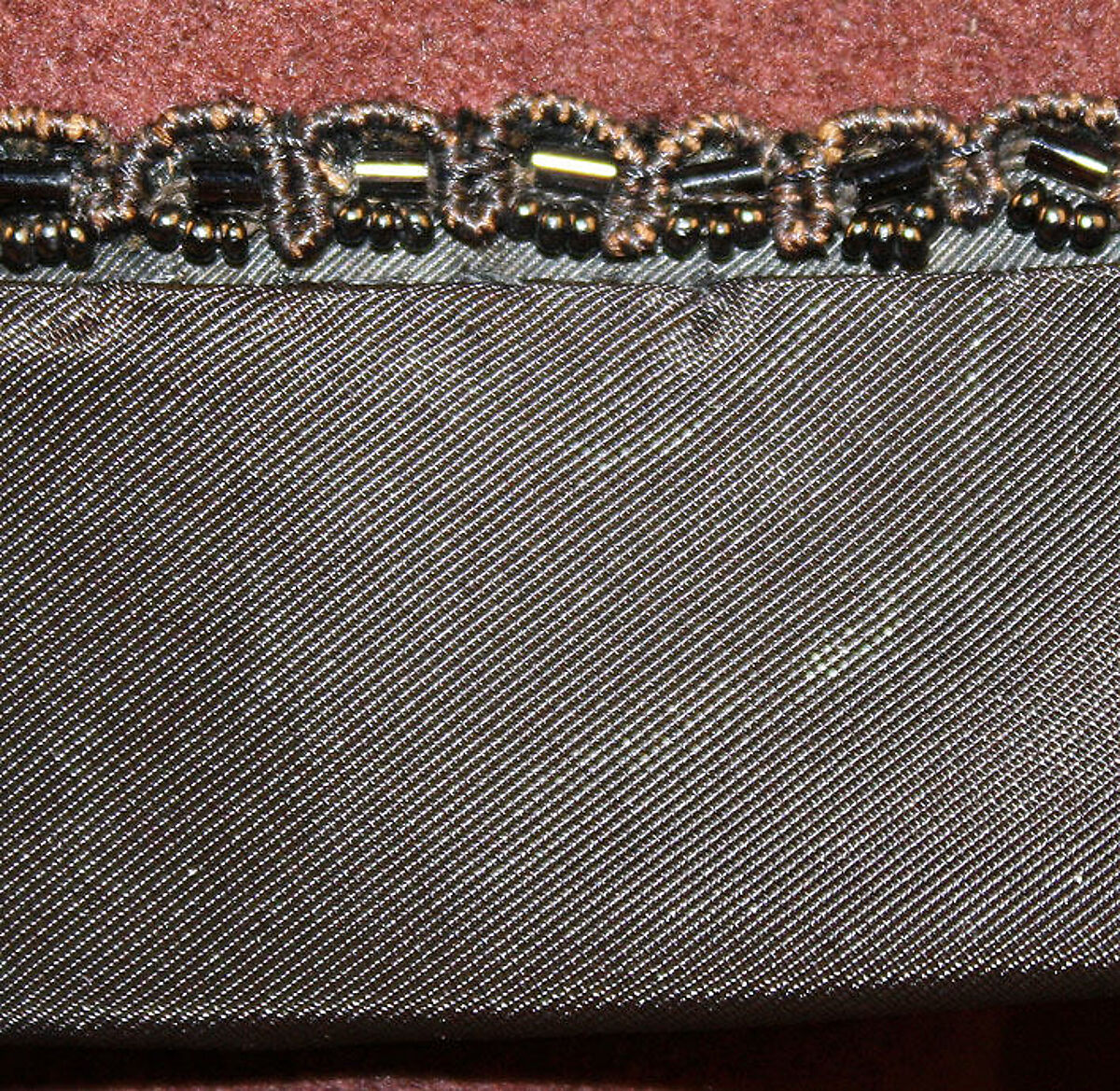 Cloak, jet, American or European