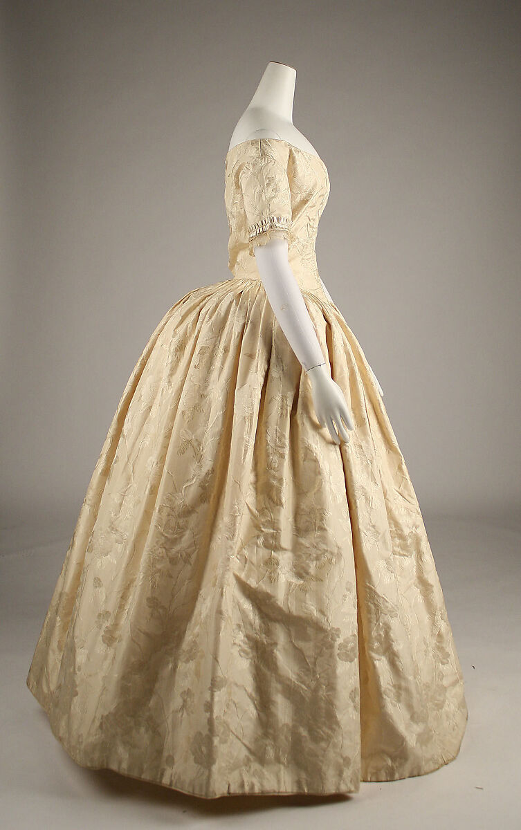 Evening ensemble, silk, British