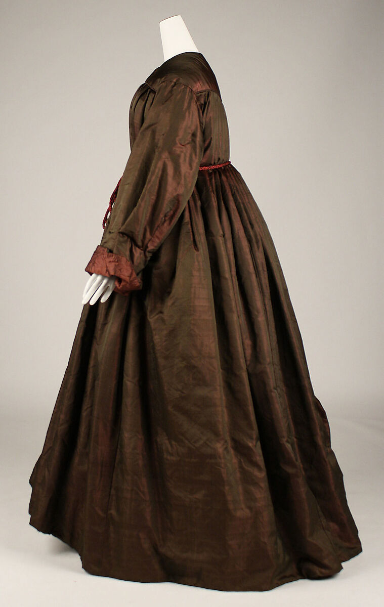 Dressing gown, silk, American or European