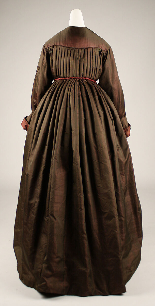 Dressing gown, silk, American or European