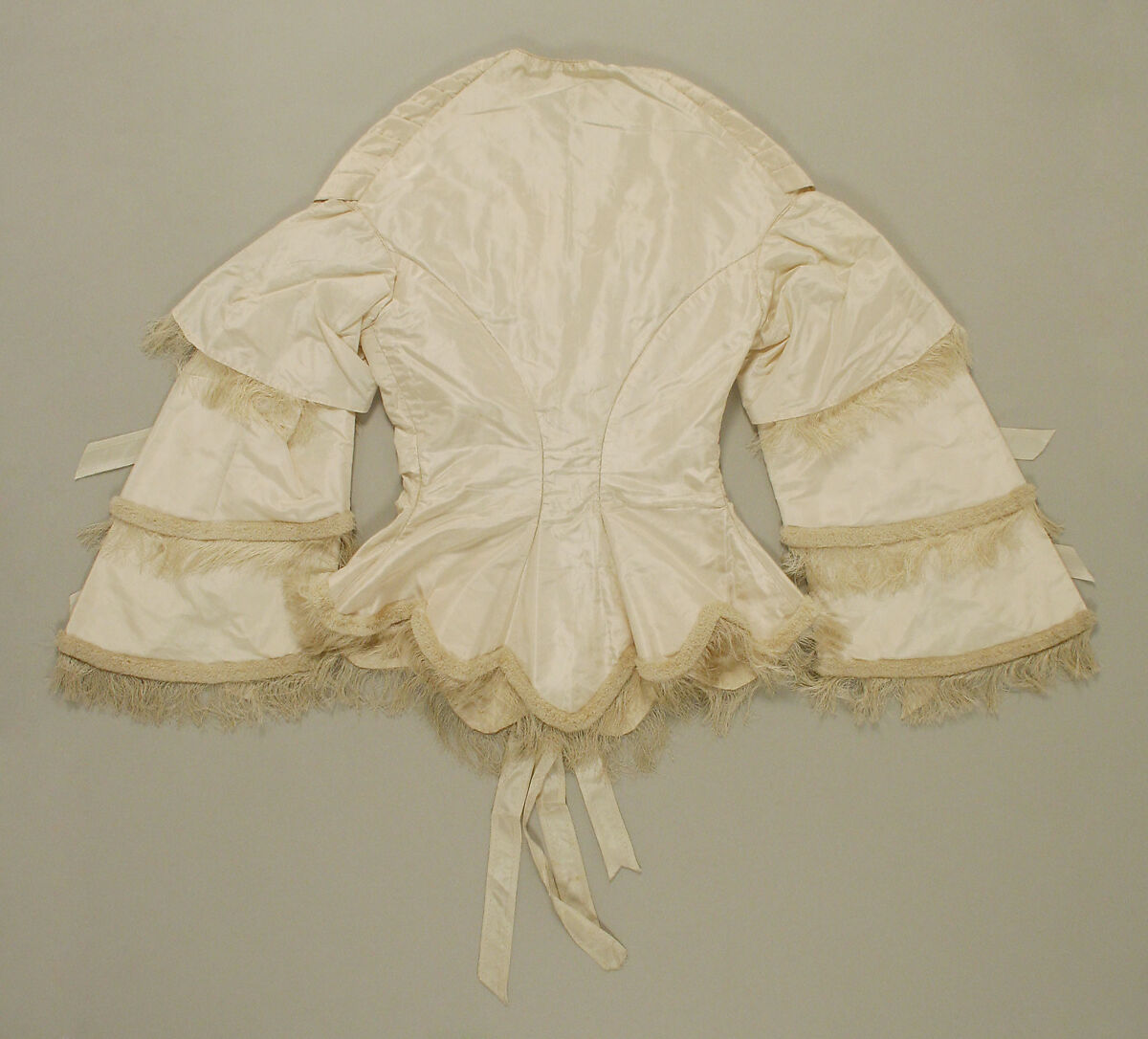 Basquine, silk, American or European