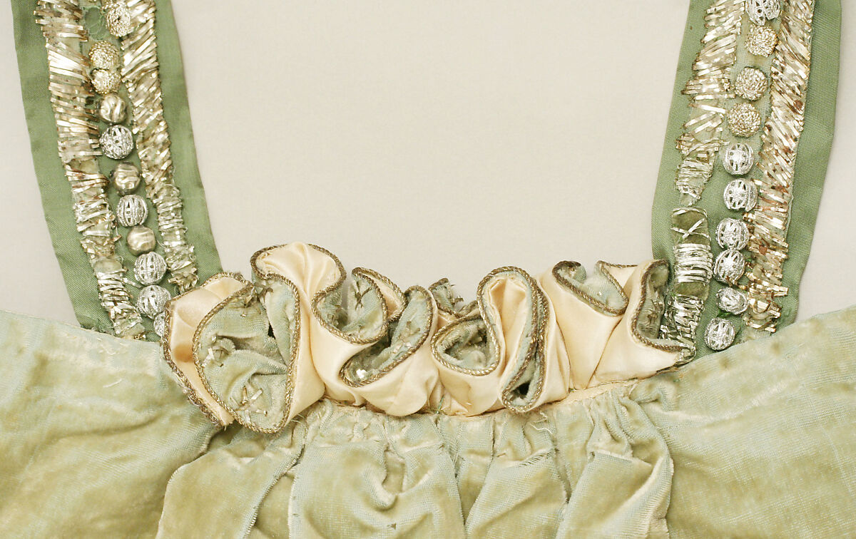 Court train, silk, metallic, French