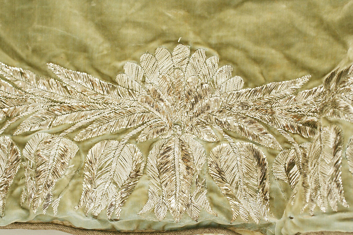 Court train, silk, metallic, French