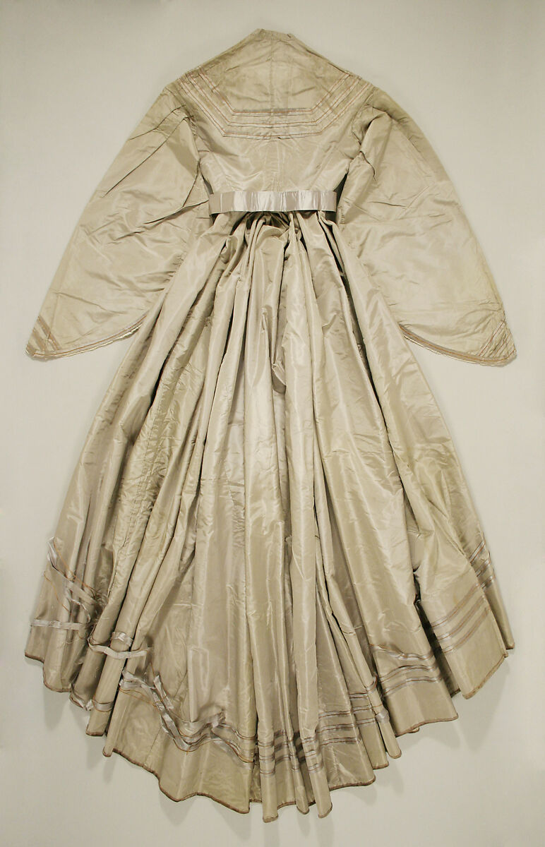 Afternoon dress, silk, metallic thread, probably American