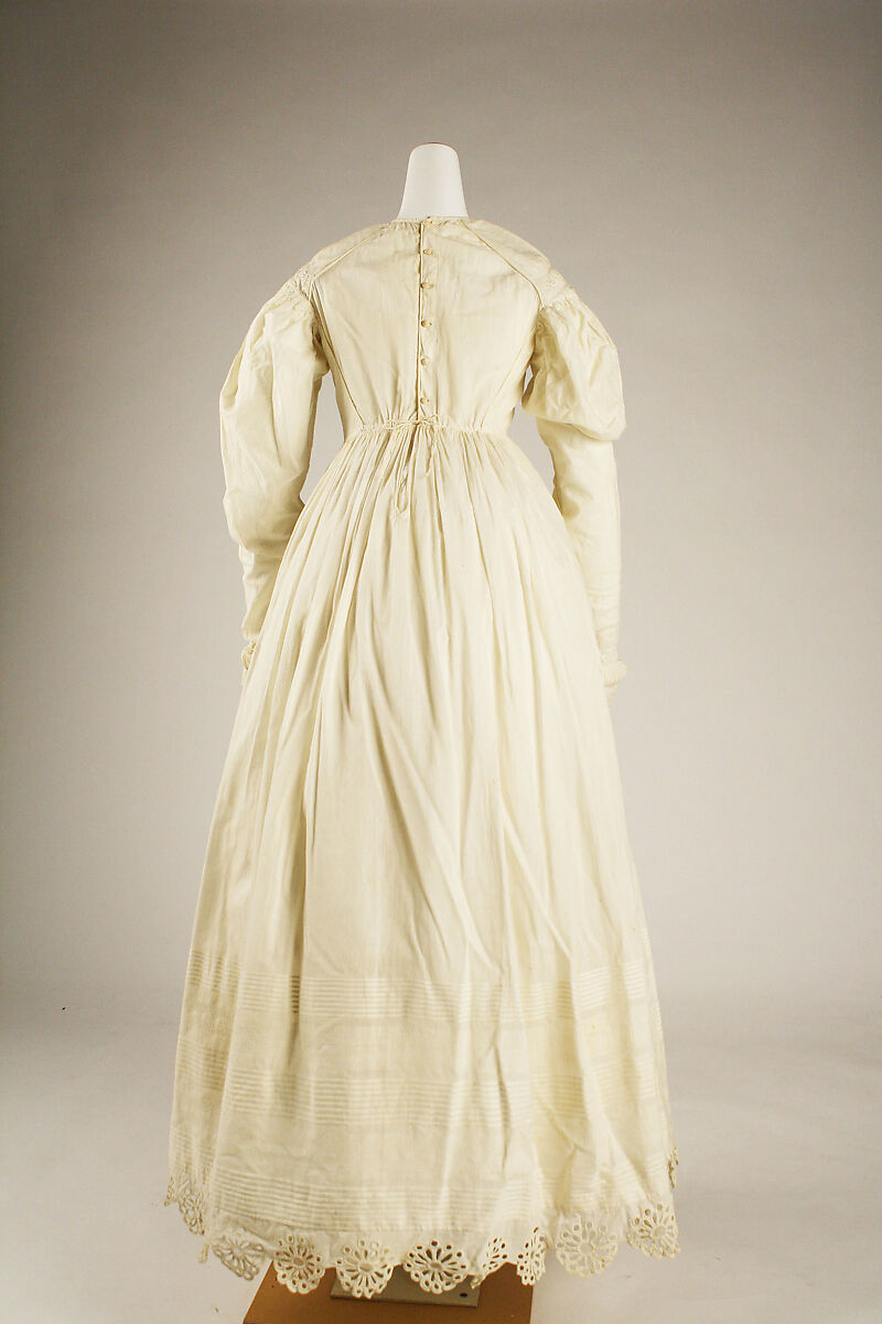 Ensemble, cotton, American or European