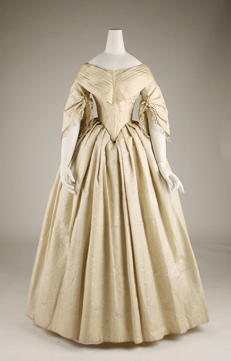 Wedding ensemble, silk, European