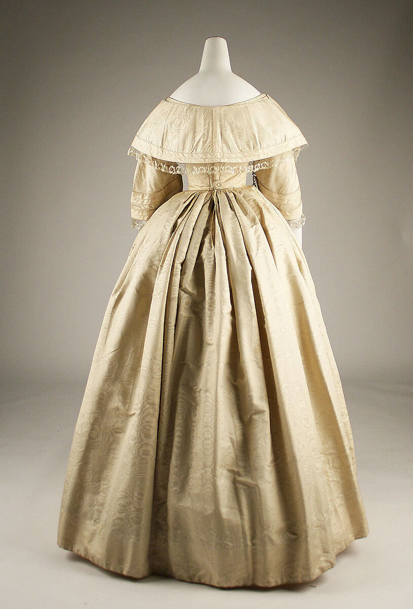 Wedding ensemble, silk, European