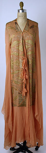 Tea gown, Franklin Simon &amp; Co. (American, founded 1902), silk, metallic thread, American 