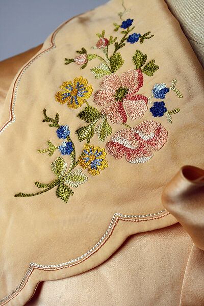 Bed jacket, silk, probably French