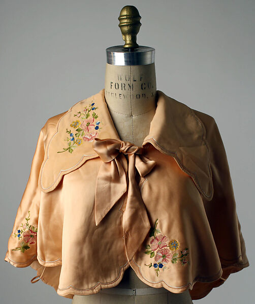 Bed jacket, silk, probably French 