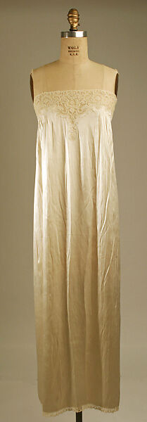 Nightgown, silk, French 