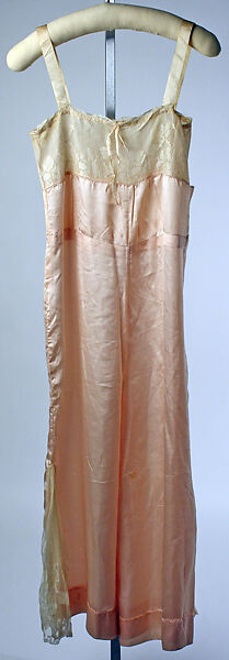 Loungewear, silk, probably American