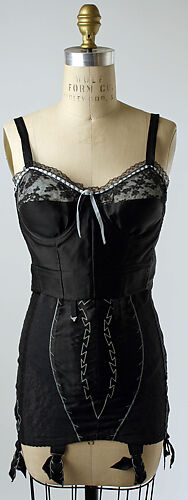 Clerkenwell Vintage on X: 1950s corset with garter belt. Sexy