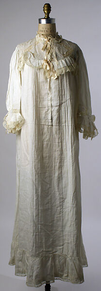 Nightgown, French