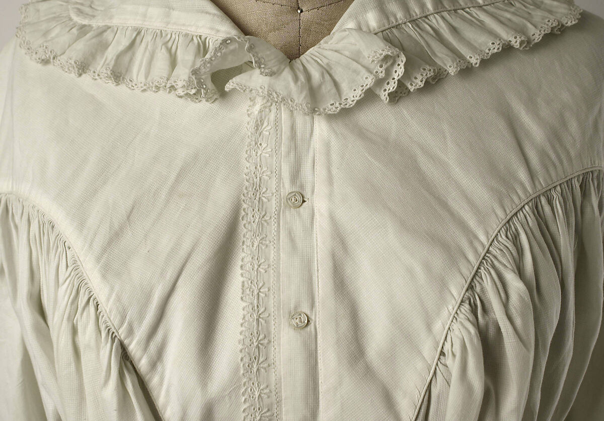 Nightgown, linen, American or European