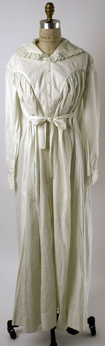 Nightgown, linen, American or European 