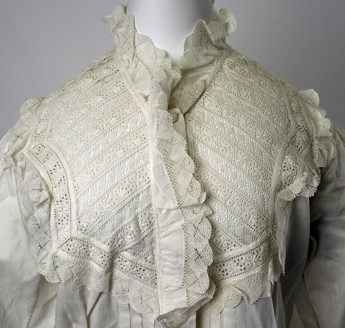 Dressing gown, linen, American or European