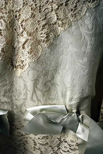 Peignoir, silk, American or European